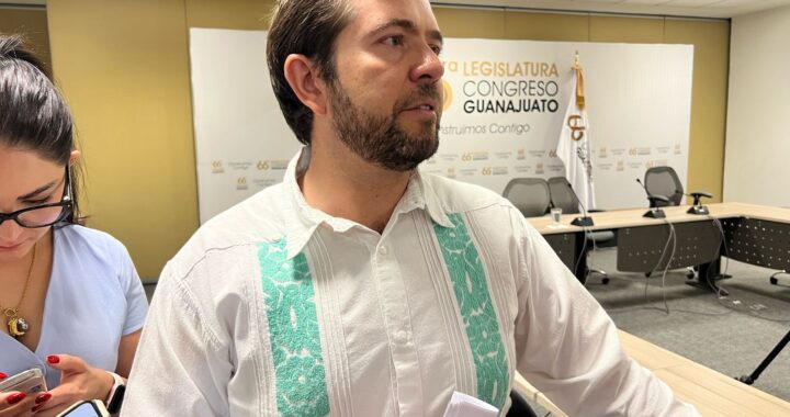 Víctor Zanella no impugnará proceso interno del PAN