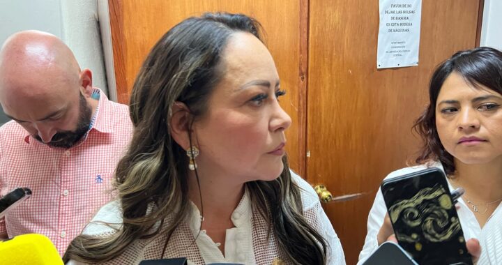 Se deslinda alcaldesa de la conducta de su coordinador de Administración, quien presumió relojes de alta gama