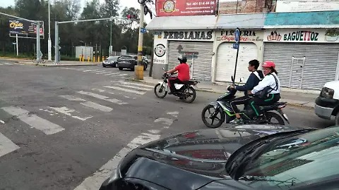 Sería un error eliminar retenes contra motos en Juventino Rosas