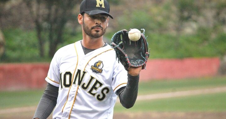 LOS MONJES DE GUANAJUATO MUESTRAN SU PODER EN EL BÉISBOL SEMIPROFESIONAL DE LOS TITANES DEL BAJÍO