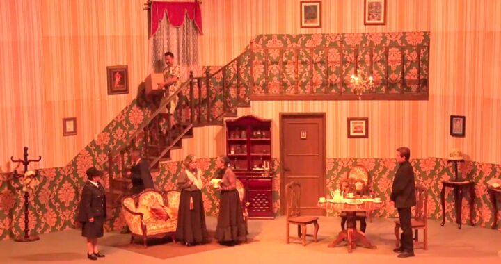 Universiada Cervantina presente en el Teatro Juárez con Arsénico y Encaje