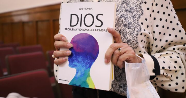 UG presenta obra póstuma del Mtro. Luis Rionda Arreguín
