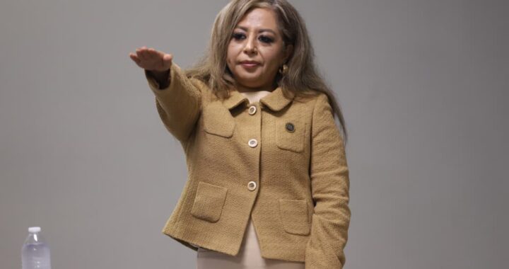Rinde protesta la Dra. María de Jesús Jiménez, Directora UG de la División de Ciencias de la Salud e Ingenierías