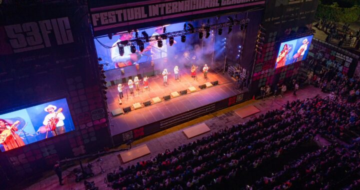 Huapango Cervantino, inicia la fiesta del espíritu; reconocen a Huemanzin Rodríguez