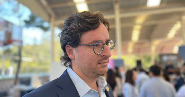 Ofrece apoyo gobierno del estado, a migrantes y sus negocios
