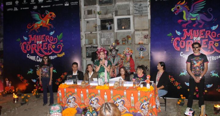 ENTRE TUMBAS Y LÁPIDAS INVITAN A CORRER A MUERTOS VIVIENTES