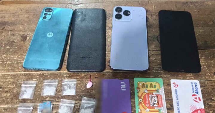 Policía de Guanajuato detiene a dos por posesión de presunta droga