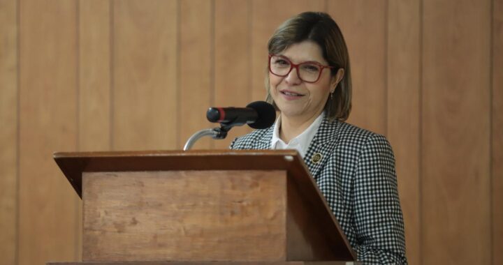 Inaugura UG Semana de Innovación, Emprendimiento e Investigación en la DCNE