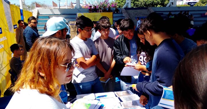 Once ferias, una sola misión: UG orienta a la juventud guanajuatense hacia la universidad