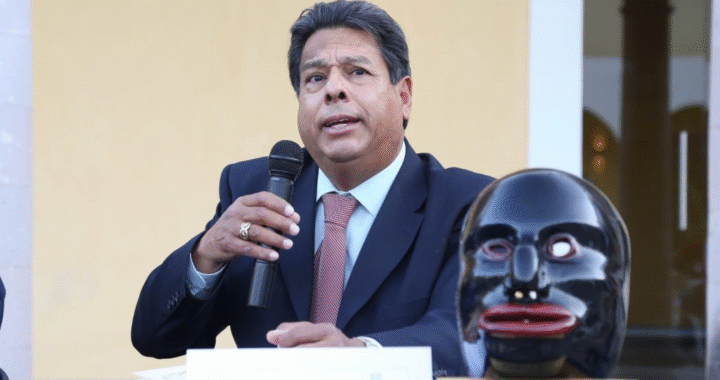 Ecos del Rincón: Memoria viva en papel