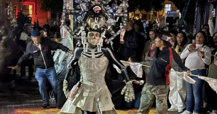 Retorno a Mictlán llegó a la Basílica como parte del tapete de la muerte