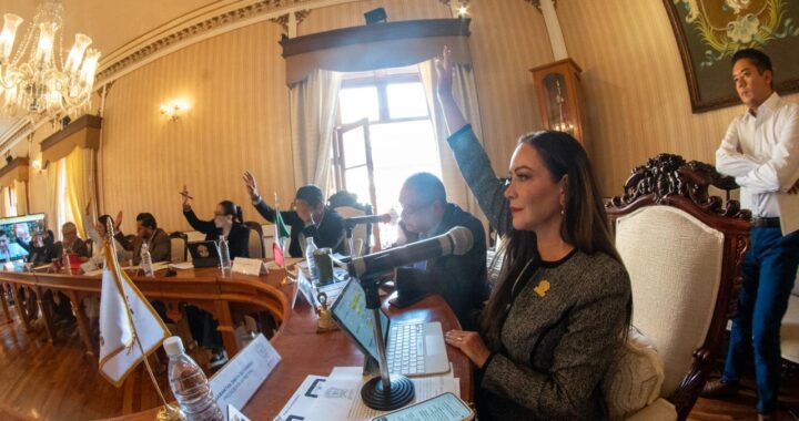 Aprueban por unanimidad, convocatoria histórica de transporte público