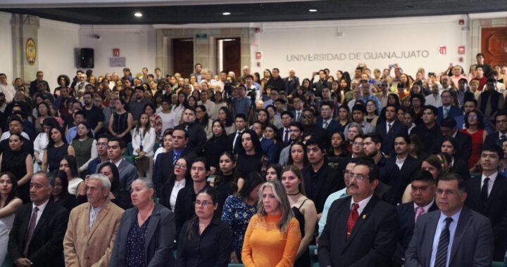UG reconoce a 234 estudiantes por su Aprovechamiento Académico y Trayectoria