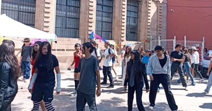 Brinda UG servicio educativo de calidad en la ENMS Centro Histórico León