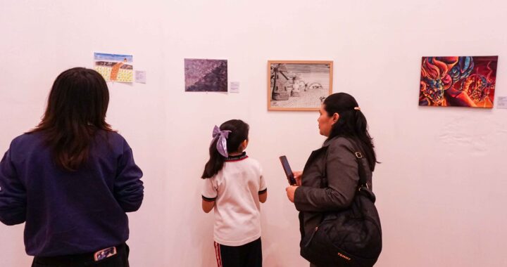 Exhibe UG muestra artística “Viento” en Campus León