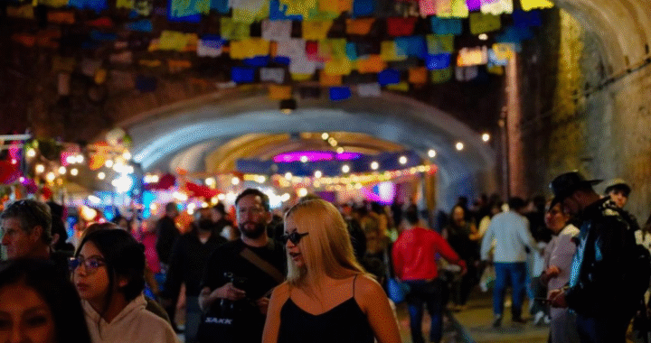 Se supera la séptima edición del Festival de los Muertos en Guanajuato Capital