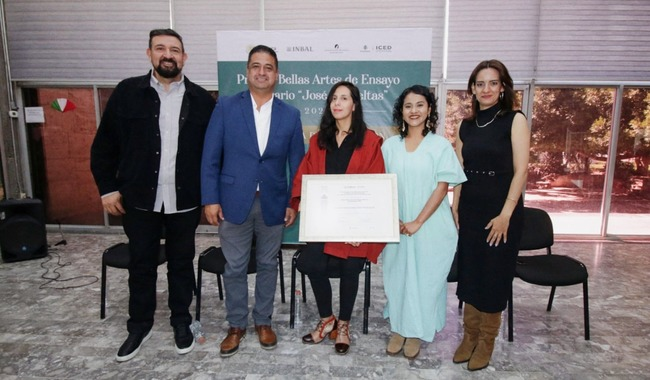 OTORGAN A YUNUEN DÍAZ EL PREMIO BELLAS ARTES DE ENSAYO LITERARIO JOSÉ REVUELTAS 2025 EN DURANGO