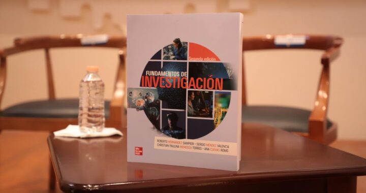 Presentan segunda edición de Fundamentos de investigación en la UG