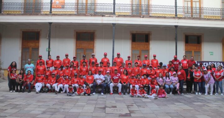 FORMANDO “BÚHOS” SOÑADORES Y TRIUNFADORES
