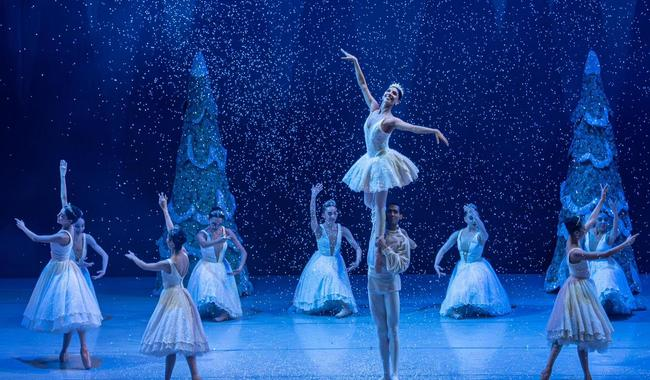 FANTASÍA Y TRADICIÓN SE FUSIONAN EN EL CASCANUECES