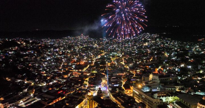Miles de personas despiden el 2025 y reciben el Año Nuevo 2026 en Guanajuato capital