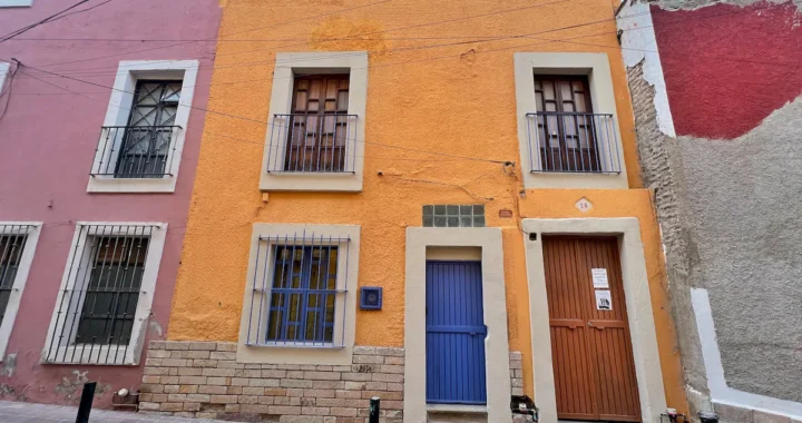 Urge atender la regularización de las plataformas de hospedaje