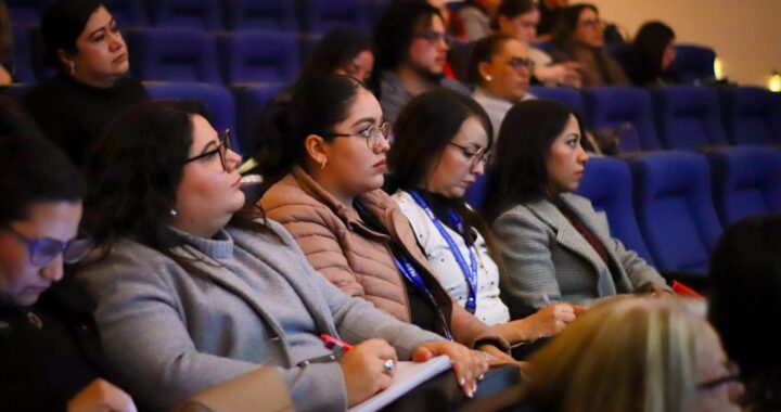 Fortalece secretaría de las Mujeres, la atención a mujeres víctimas a través de la capacitación