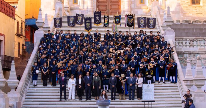 Declaran Patrimonio Cultural Intangible del Estado de Guanajuato a la Estudiantina de la UG