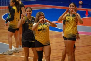 MIELERAS DE GUANAJUATO BARRE EL DERBY CON DOBLE TRIUNFO SOBRE TORITAS DE CELAYA Y MANTIENEN PASO PERFECTO