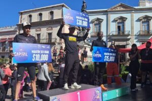 SE QUEDA EN CASA NUEVAMENTE LA CORONA EL MARATÓN CAPITAL Y RUBÉN CHÁVEZ LOGRA EL TRICAMPEONATO