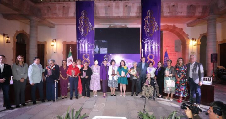 Rinden homenaje a destacadas trayectorias de 8 mujeres con el galardón “Voces de Mujer”