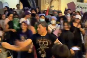 Fiscalía de Guanajuato investigará agresiones a mujeres en el 8M en la capital; SSC explica detención