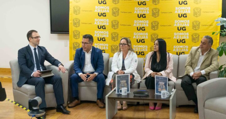 UG: Sexto foro “Voces de la Ciencia” aborda el cáncer con un enfoque multidisciplinario 
