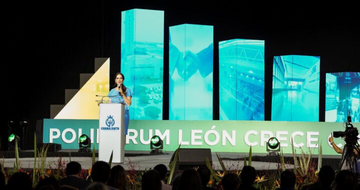 Inaugura gobernadora Libia Denisse, sala C5 del Poliforum de León