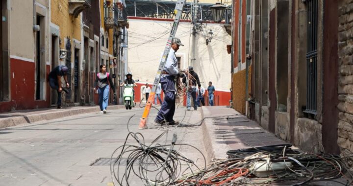Removerán más de media tonelada de cables en desuso en zona centro