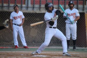 CON DRAMÁTICO TRIUNFO, LAS MOMIAS DE GUANAJUATO MANTIENEN EL INVICTO EN EL BÉISBOL ESTATAL