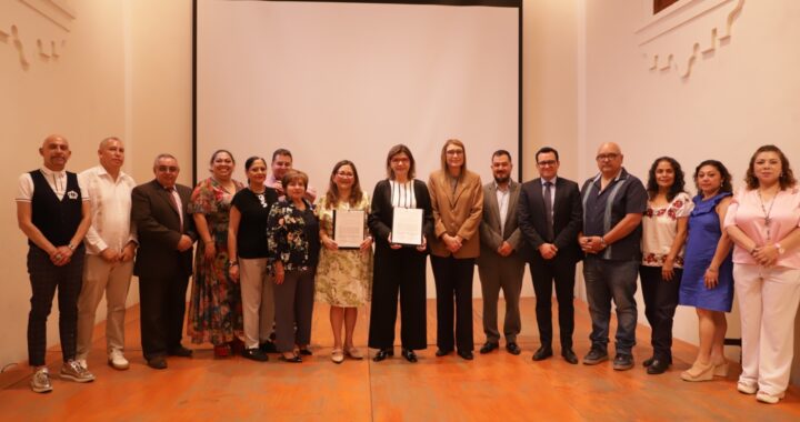 UG y ASPAAUG acuerdan aumento salarial y fortalecimiento de apoyos para el personal universitario