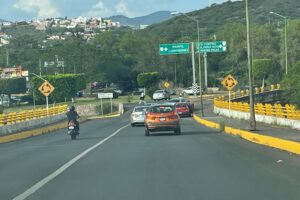 Disminuye hasta 15 minutos, tiempo de espera en la glorieta El Laurel en horas pico