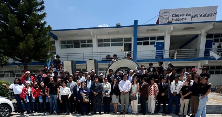Celebra UG el 11º aniversario del Bachillerato Bivalente en la ENMS Salamanca
