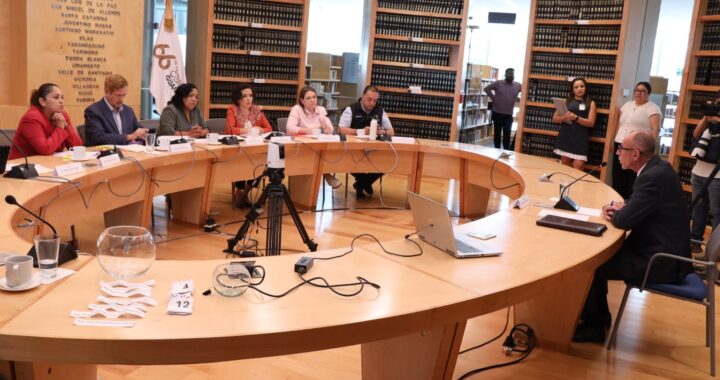 Entrevista comisión de Gobernación, a aspirantes para la Contraloría de la PRODHEG