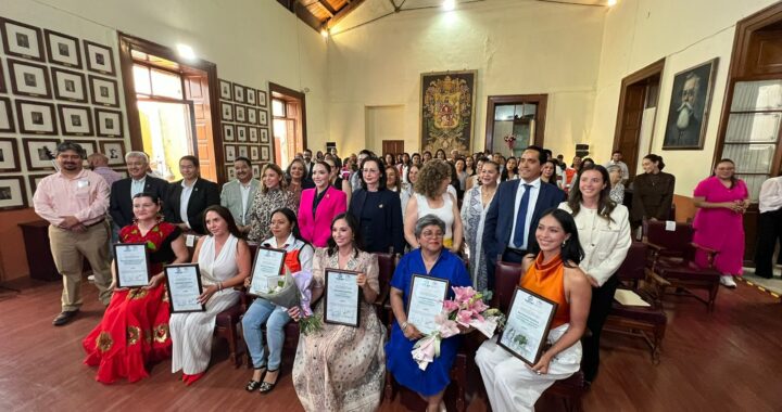 La mujer en la minería es ejemplo del trabajo y esfuerzo