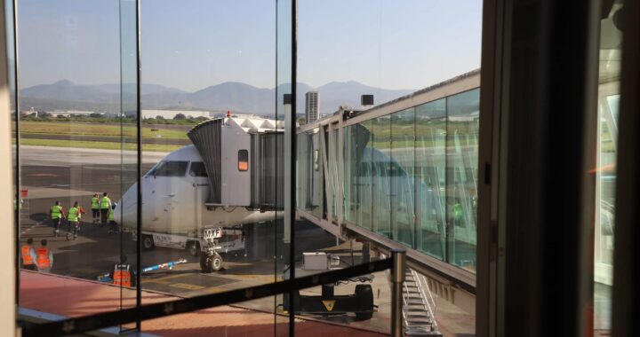 Comienza nueva ruta aérea a operar; reducen tiempo de Guanajuato a la CDMX