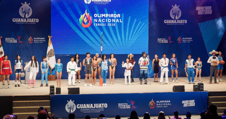 Reconocen a los deportistas guanajuatenses y los abanderan para el Santo Domingo 2026