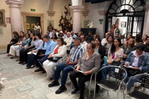 Apoya gobierno del estado a desarrollar plan de negocios para artesanos