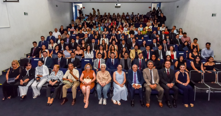 UG: egresa nueva generación de profesionistas de la División de Ciencias e Ingenierías del Campus León