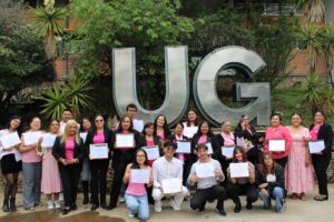 UG culmina programa de fortalecimiento cognitivo y bienestar social para mujeres supervivientes de cáncer de mama
