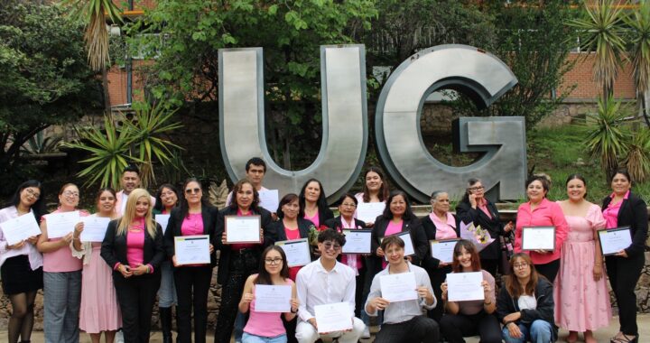 UG culmina programa de fortalecimiento cognitivo y bienestar social para mujeres supervivientes de cáncer de mama