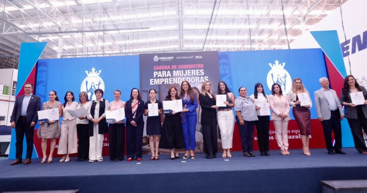 Más de 100 empresas guanajuatenses reciben distintivo Marca Guanajuato Internacional