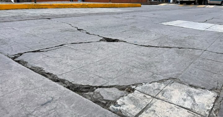 Continúa atención de baches en Guanajuato capital