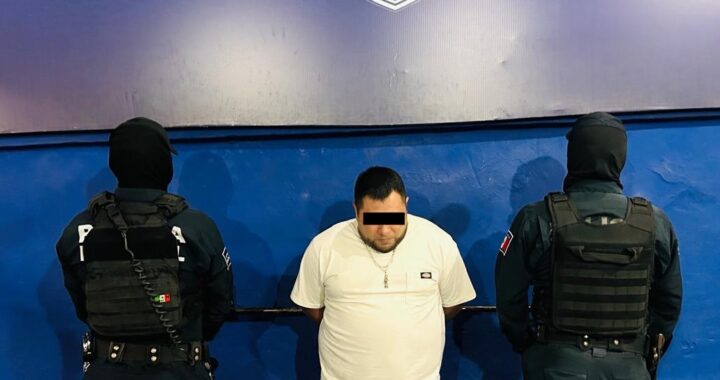 Detienen a dos, aseguran arma de fuego y herramienta robada